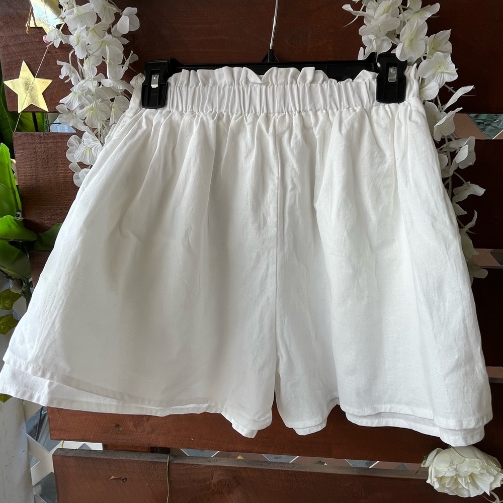 Women's commense white pull on short small